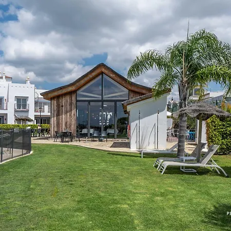 Paraiso Pueblo - 3br With Panoramic Views And 7 Pools Estepona