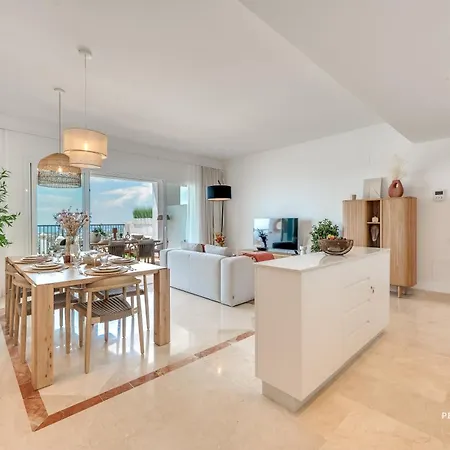 Paraiso Pueblo - 3br With Panoramic Views And 7 Pools Apartment Estepona